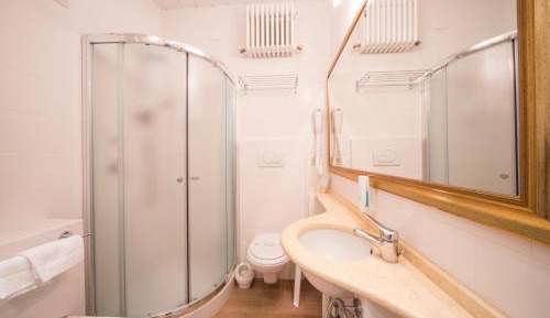 Double or Twin Room with Balcony