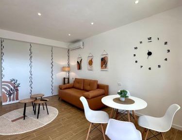 One-Bedroom Apartment with Terrace