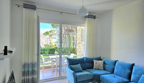 Apartment with Balcony