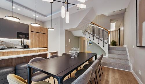 Seven-Bedroom House