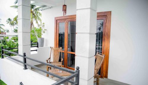 Deluxe Double Room with Balcony and Sea View