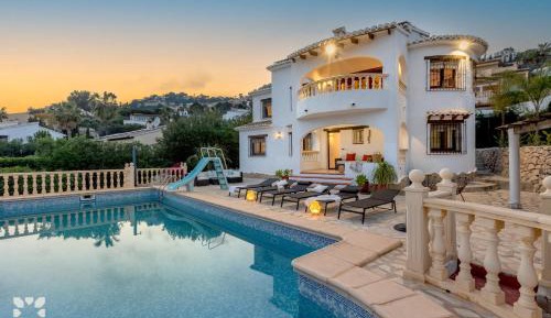 Villa with Private Pool