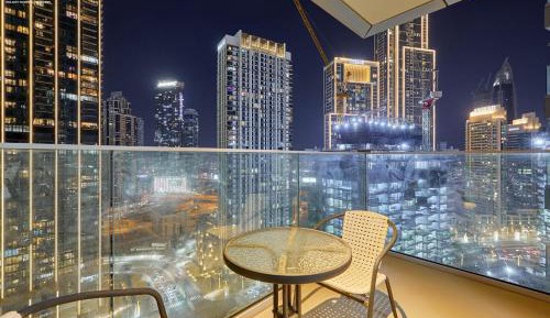 Two-Bedroom Deluxe Apartment with Balcony