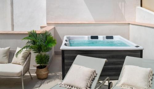 Two-Bedroom Apartment with Balcony and Terrace