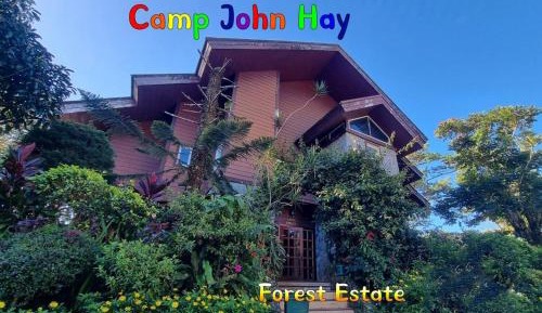 Three-Bedroom Holiday Home 
