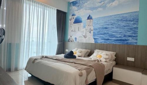 Three-Bedroom Apartment with Ocean View