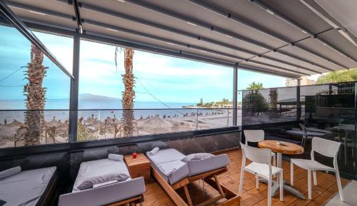 Apartment with Sea View