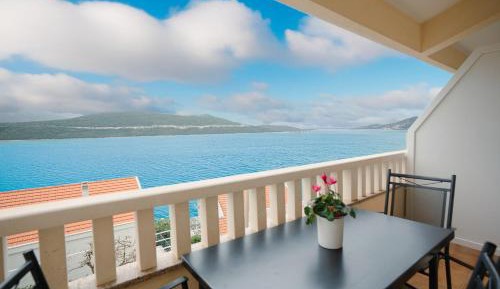 Two-Bedroom Apartment with Terrace and Sea View