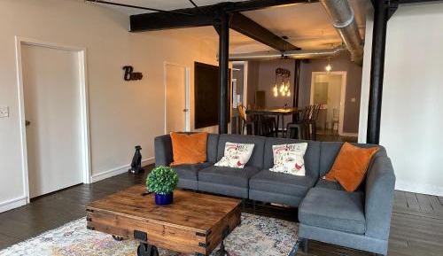 Deluxe Apartment