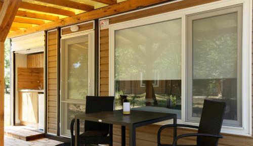 Bungalow with Garden View