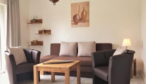 Bungalow with Patio