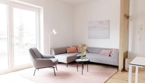 Superior One-Bedroom Apartment