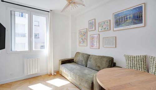 Deluxe Apartment