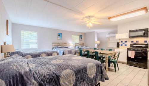 Classic Quadruple Room