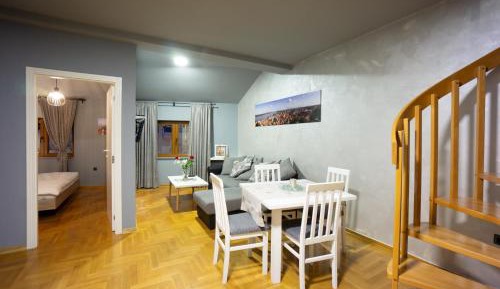 Apartment - Split Level
