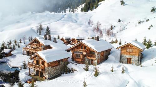 Suite with Mountain View