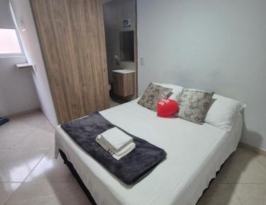 Studio Apartment with Queen Bed