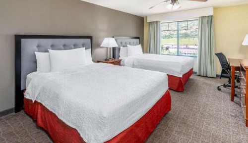 Two Bedroom Suite with One King and Two Queen Beds - Non-Smoking