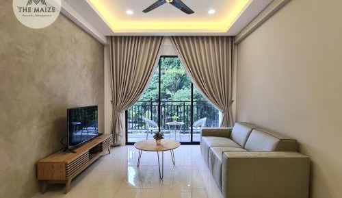Three-Bedroom Apartment with Mountain View