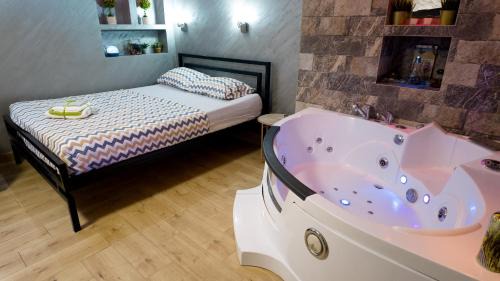 Deluxe Double Room with Bath