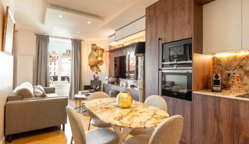 One-Bedroom Apartment