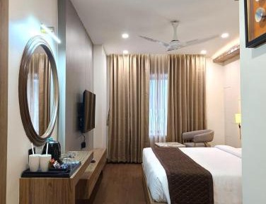 Standard King Room