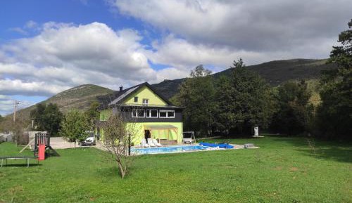 seven bedroom holiday home 