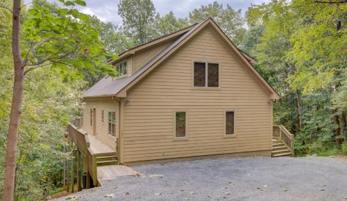Five-Bedroom Holiday Home
