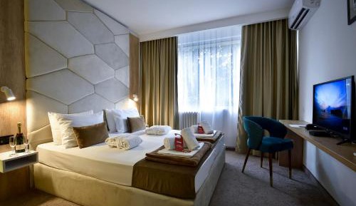 Executive Double Room with Free Parking