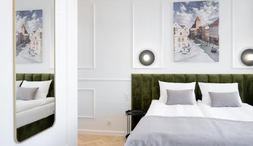 Large Double Room