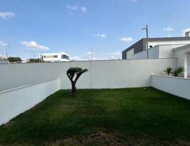 Apartment with Pool View 
