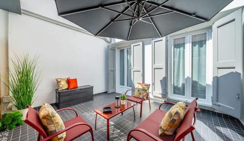 Apartment with Terrace