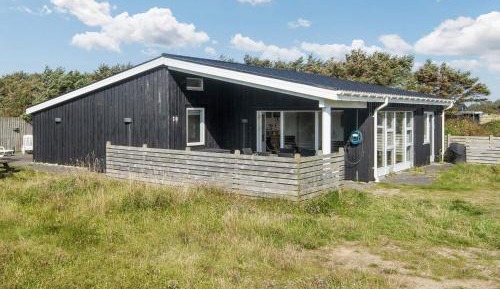 Five-Bedroom Holiday Home