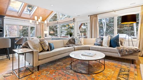 Eight-Bedroom Holiday Home