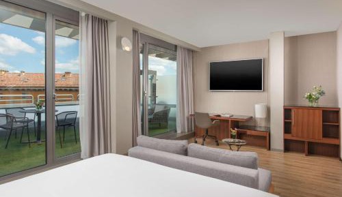 Junior Suite with Terrace