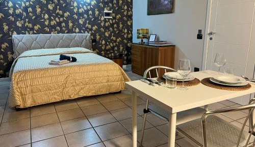 Double Room with Shared Bathroom
