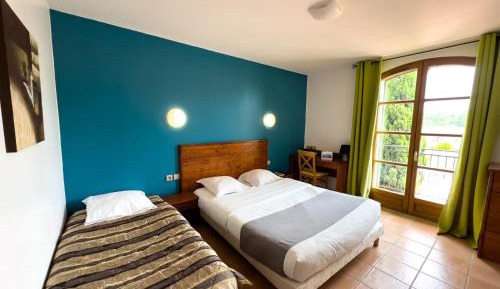 Triple Room with Balcony