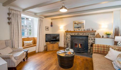 Two-Bedroom Holiday Home