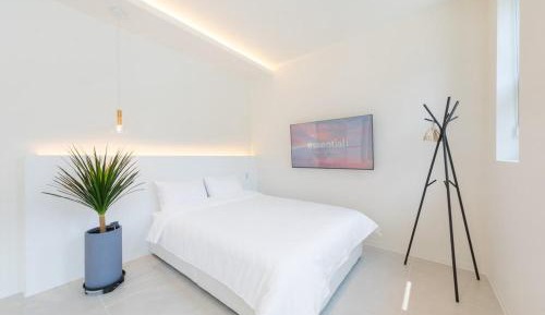 Double Room 4