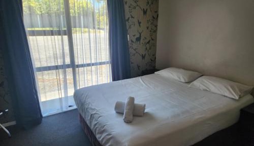 Standard Double Room with Shared Bathroom
