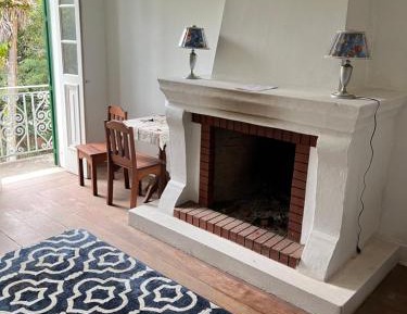 Family Room with Garden View