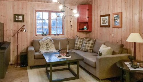 Three-Bedroom Holiday Home 