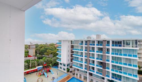 Two-Bedroom Apartment with Terrace and Sea View