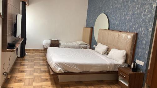 Luxury Triple Room