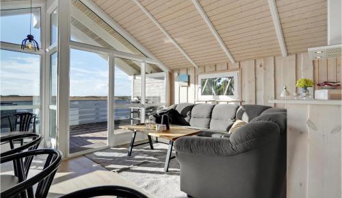 Three-Bedroom Holiday Home 