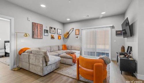 Deluxe Apartment