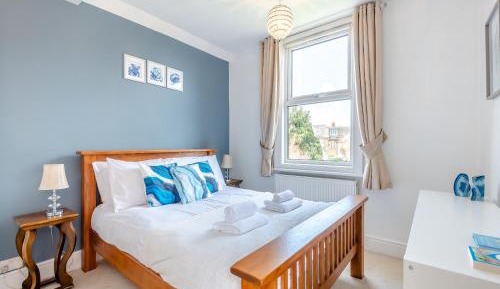 Four-Bedroom Holiday Home