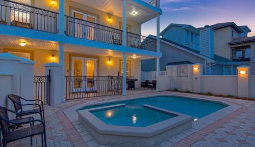 Nine-Bedroom Holiday Home