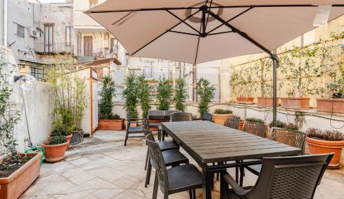 Four-Bedroom Apartment with Balcony 