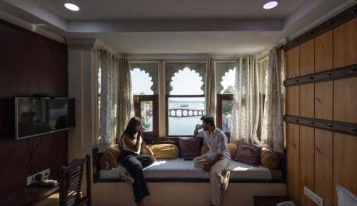 Suite with Lake View